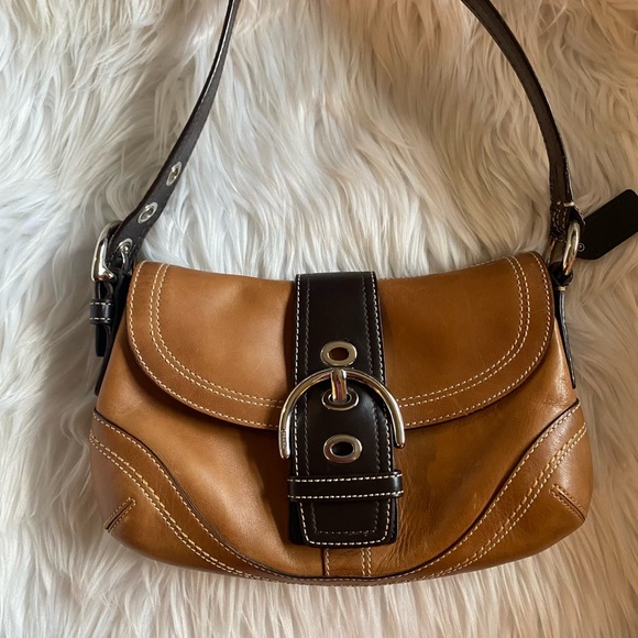 Coach Soho Shoulder Bag Burnish Tan & Brown 2 Tone Leather F10910 Vtg - Picture 7 of 16